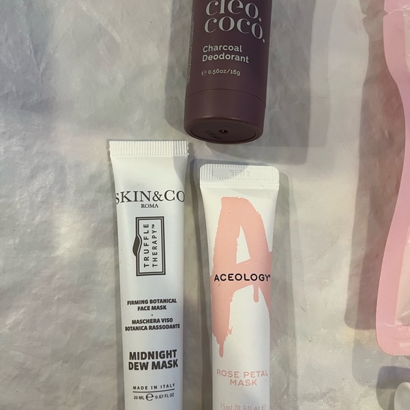 New SKINCARE Bundle-Set of 9 - Picture 6 of 8